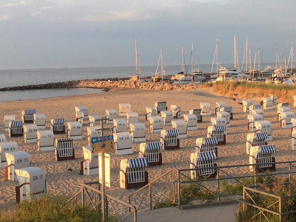 Fewo Strandstrasse - Fuehrt Auf Die Schoene Ostsee-Seebruecke Ostseebad Kühlungsborn المظهر الخارجي الصورة